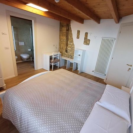 Al Colle Rooms Montebello Vicentino Екстериор снимка